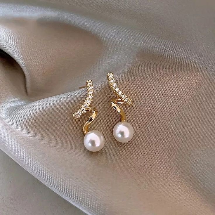 Boucles d'Oreilles "Perles Éclatantes"